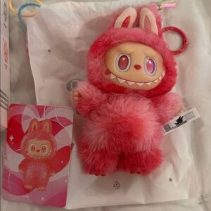 NEW red/pink love Authentic Pop Mart Labubu – Big Into Energy Brand New open box